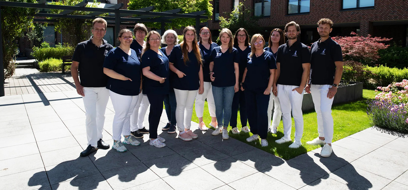 Teamfoto von der urologischen Praxis in Lüneburg | Urologie am Wasserturm